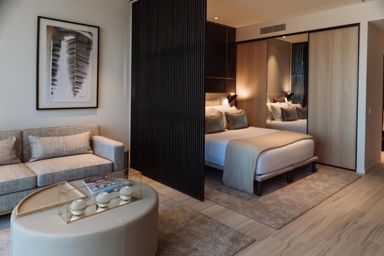 สกาย สวีท กรีนสแควร์ Hotel ซิดนีย์ ภายนอก รูปภาพ A bedroom at the hotel